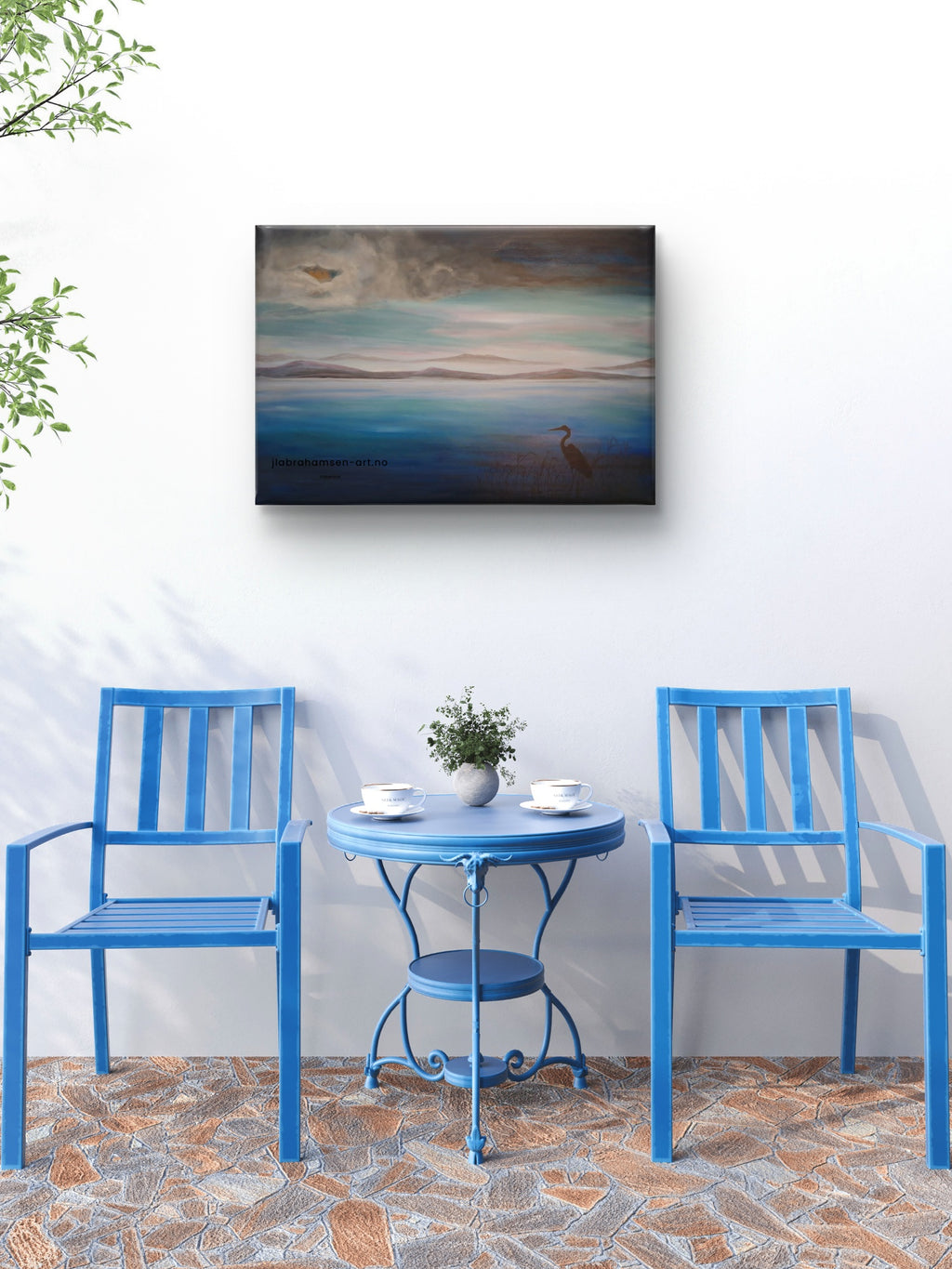 "Patience" av JL Abrahamsen – originalt  norsk maleri 70x100 cm, hegre ved havet i skodde og blåtoner